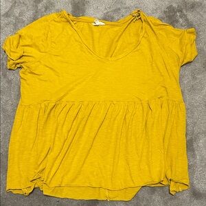 Terra & Sky Mustard Short Sleeve Top